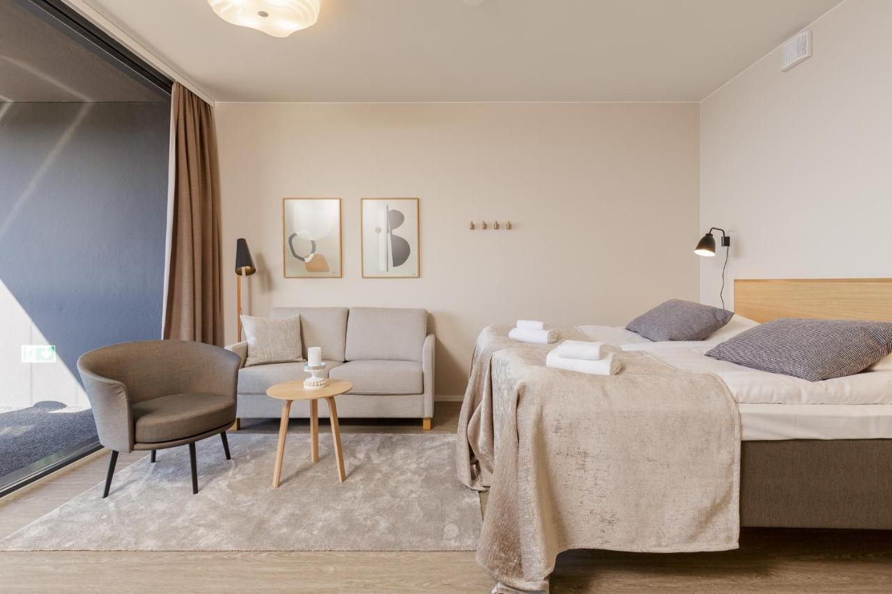 Marina Chalets Studios By Hiekka Booking - Sisaeltaeae Liinavaatteet Ja Loppusiivouksen Kalajoki Room photo